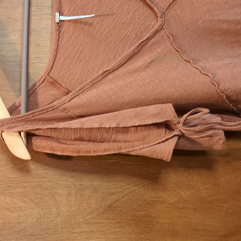 Free People Cold Shoulder Tee In Copper Size M - Picture 3 of 8